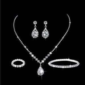 5pcs Sparkling Rhinestone Jewelry Set